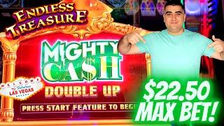 High Limit MIGHTY CASH Slot Machine Max Bet Bonus | Endless Treasure Slot Machine | SE-8 | EP-1