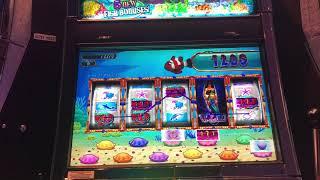 Goldfish 2 Slot Machine: 2 bonus wins on max bet