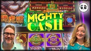 ⋆ Slots ⋆ MIGHTY CASH or MIGHTY TRASH ⋆ Slots ⋆