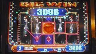 Vampire's Embrace MEGA BIG WIN Slot Machine Bonus Free Games