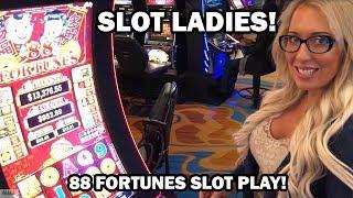 Fun Slot Play on 88 Fortunes with Lacey of the Slot Ladies!