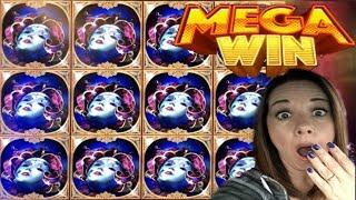 • MEGA BIG WIN • WMS SLOT BLOWS SLOT QUEEN AWAY •