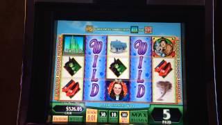 Wizard of Oz Slot Machine Bonus - Glinda Wilds