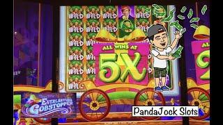 Already a great hit and then it multiplied! BIG WIN on Willy Wonka, Everlasting Gobstopper ⋆ Slots ⋆