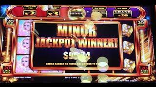 Sparkling Royal JACKPOT STREAK •Bonus Time!• Slot Machine at Flamingo Las Vegas