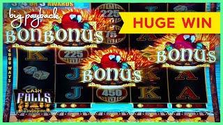 RARE BONUS! Cash Falls Pirate's Trove Slot - HUGE WIN, LOVED IT!