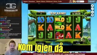 Casino - Big win in Dragonz slot machine