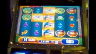 WMS Thumbelina slot machine free spin bonus