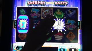 Jackpot Block Party Slot Machine Bonus - Present pick!