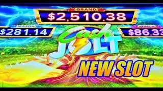 CASH JOLT: Trying out a new slot on max bet