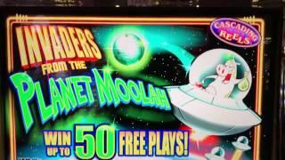 Huge Bonus $Win$ on Invaders from the Planet Moolah
