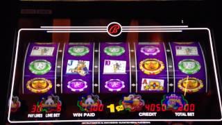 Wild Royals-Bally Slot Machine Bonus