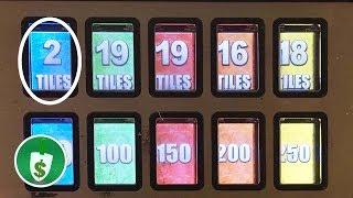 Jungle Riches slot machine, someone left just 2 tiles to bonus