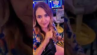 FREE GAMES on Money Link Slot Machine!