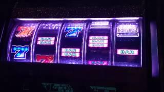 Platinum Jackpot Slot hit in Las Vegas
