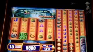 WMS Gaming - Queen of the Wild II Colossal Reels Slot Bonus