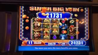 The King and the Sword - Bonus - Big Win! - $2 Bet. Last and best bonus.