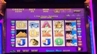 Queen Of The Nile Slot Machine & Madam Slapper