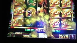 Tarzan Slot Machine Random Wild Feature