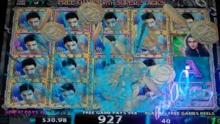 The Vanishing Act Slot Machine Bonus - 7 Free Games Win with Super Stacks