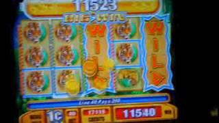 Running Wild  casino slot machine Win