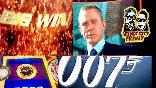 007 SLOT•CASINO ROYALE IN LAS VEGAS • LAS VEGAS SLOTS!•WITH THE BOYZ!