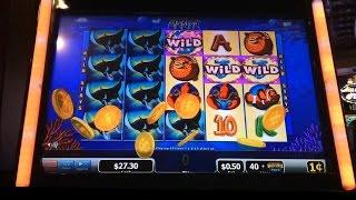 Manta slot machine, showing Sticky Wilds