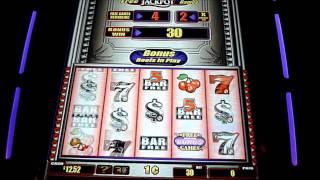 Black & White Sevens Slot Machine Bonus Win (queenslots)