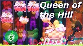 Queen of the Hill slot machine, trying for Free Spin bonus