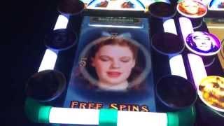 Many Wins on "Road to Emerald City" Slot Machine Bonus! Max Bet! (5 videos)