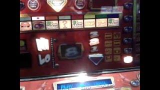 We look around a Games & Fruit Machine Place..and Play Slots