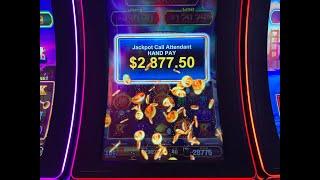 I got a handpay at the Cosmo!