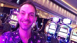 • LIVE Flippin N’ Playing Slots • VEGAS Casino • Slot Machine Pokies