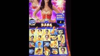 Wonder Woman slot machine free games bonus