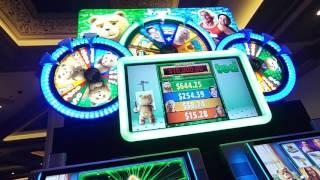 Ted Slot Machine - Double, Bonus or Nothin'