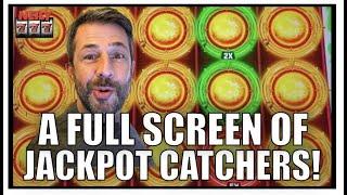 I got a full screen of Jackpot Catchers on this new Slot Machine!