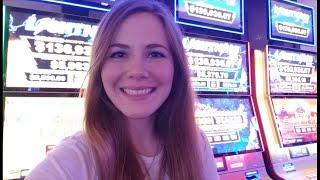 Live From the Casino! Let’s Play Some Lightning Link!