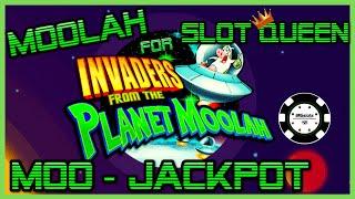 •Invaders Return From The Planet Moolah for SLOT QUEEN  •HANDPAY JACKPOT $17.50 SPIN Slot Machine •