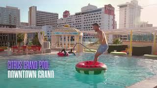 5 Vegas Pools That Make A Splash