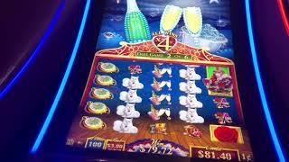 Win on can can slot machine (max bet)