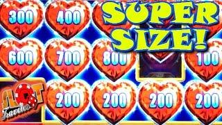 ** SUPER SIZED EPISODE ** SLOT PLAY WITH FRIENDS AT ARIA | SlotTraveler