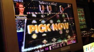 Sex and the City slot machine group bonus games