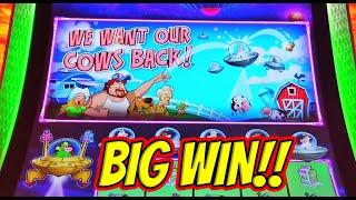 BIG WIN!  Invaders Attack from the Planet Moolah max bet