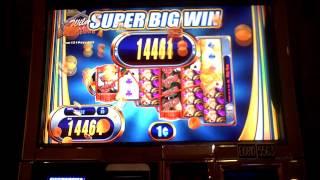Wild Shootout slot machine line hit at Parx Casino.
