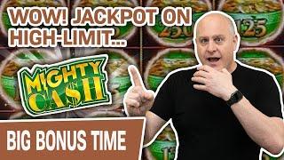 ⋆ Slots ⋆ High-Limit MIGHTY CASH Slot Machine JACKPOT ⋆ Slots ⋆ + 16 Free Games!