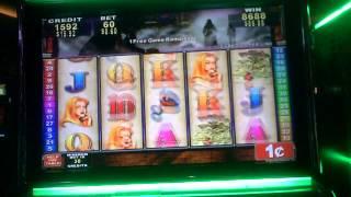Slot bonus win on Dangerously at the Sands Casino.