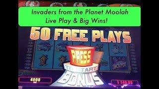 Invaders from the Planet Moolah Slot Machine - Live Play, Big Wins!