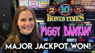Can I Find The Lucky Coin? Piggy Bankin' Slot Machine! NICE WIN!!