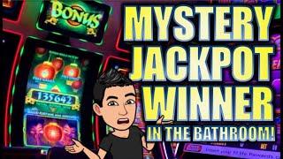 MYSTERY JACKPOT WINNER! SHE'S IN THE BATHROOM • AND I CAN’T STOP WATCHING • Slot Machine Bonus