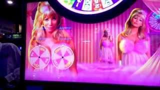 Austin Powers Slot Demo - Fembot Wheel - G2E Las Vegas - October 2015